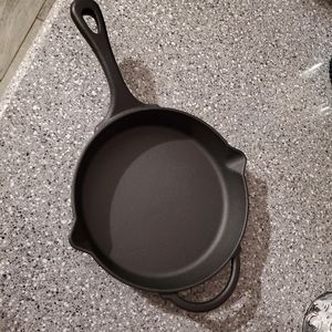 Pioneer Woman 8in Cast Iron Skillet